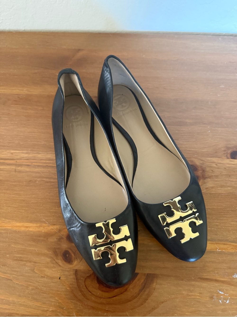 Tory Burch Black Leather Logo Plaque Flats